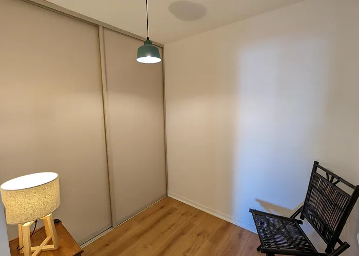 アパート Centre: Beau T2 53m² Avec Terrasse, Parking, Ascenseur, Proche Et Commerces - Fr-1-420-93 アルカション